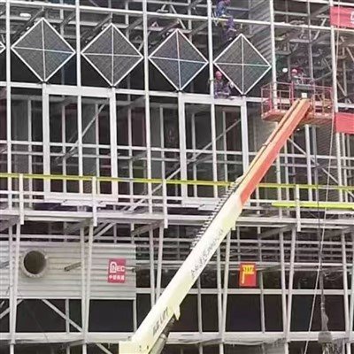 Torre di raffreddamento modulare a bassa deriva
